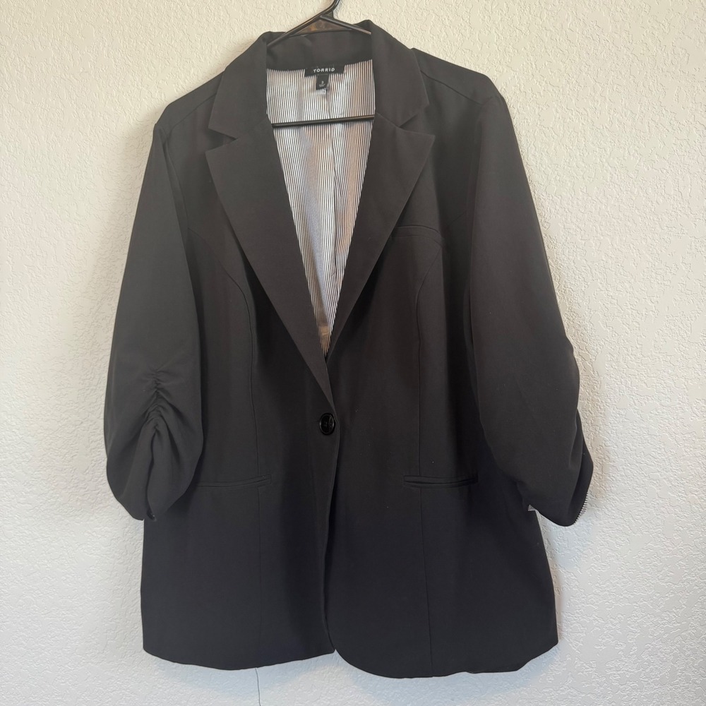 Torrid Blazer Womens 3 Black Ruched 3/4 Sleeve Striped Lining Single Button